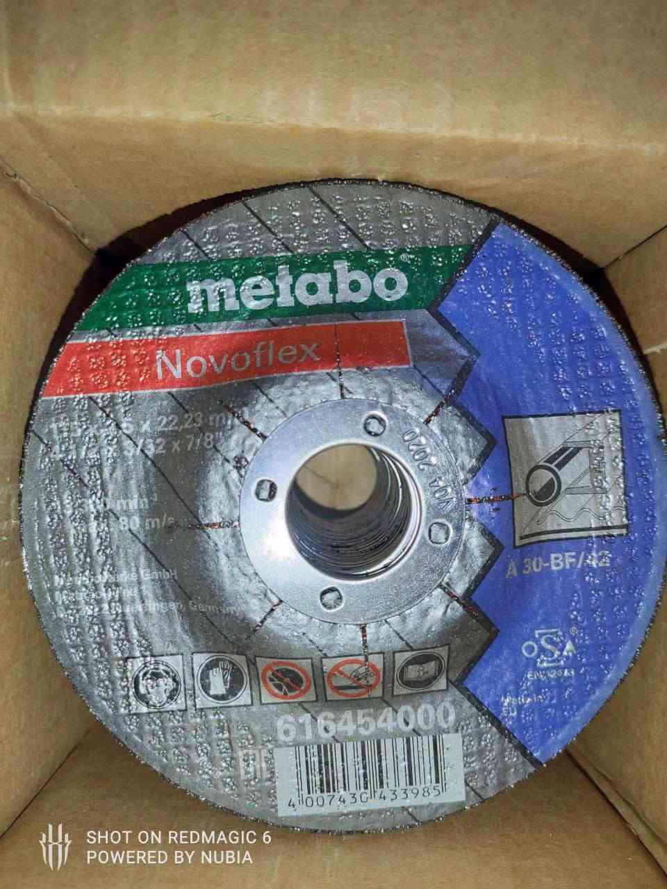اقراص اصلية (خشب . حديد . المنيوم . كونكريت . Mdf . وغيرها ) جميع القياسات ان شاء الله 
اخوان رجاء الي يريد يطلب القرص يكتب حجم القرص بالملم + حجم الفتحة الداخلية بالملم + نوعة الاستخدام 
يوجد توصيل كل محافظات العراق للتواصل ***********

