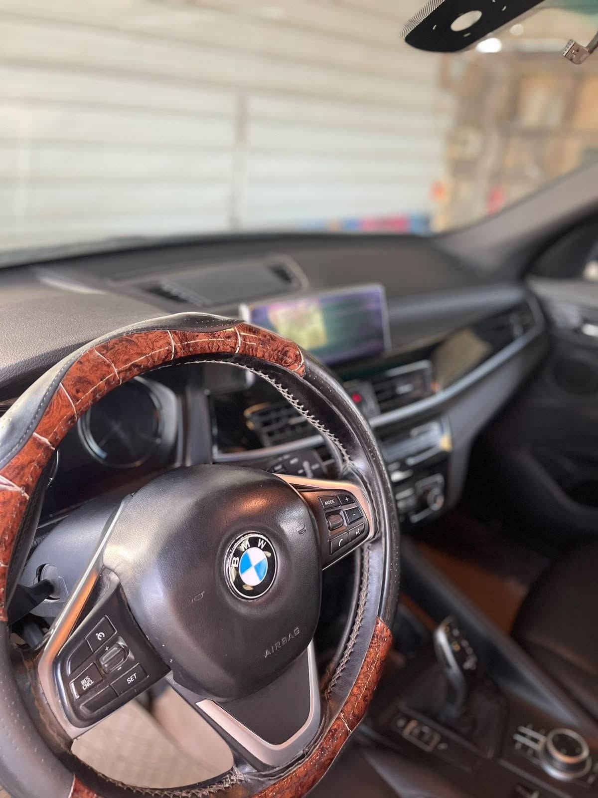 سلام عليكم من رخيصة الادمن BMW X1 موديل 2021 مواصفات معرف حادث بنيد وجاملغ بدون دواخل رقم بغداد مكان السيارة بابل السعر 185بيه مجال حك الجيه الاستفسار أكثر اتصل ودلل ساره جاهزه وخير من الله سونار موجود يمك ***********
