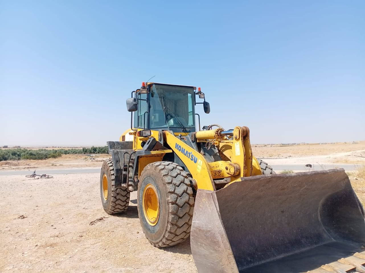 شفل كوماتسو 320 للبيع الحالة: شغال وبحالة ممتازة وجاهز للعمل مباشرةً.
المكان: العراق
السعر: (دفترين و70 ورقة)للتواصل والاستفسار: (***********)

