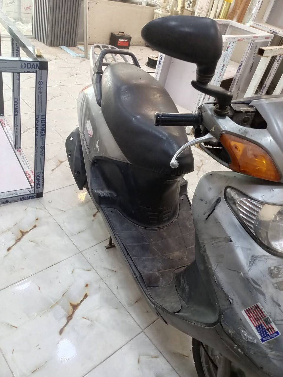 السلام عليكم
سبيسي ياباني مكينة مفتوحة لا تبخير ولا تنقيص كهربائيات كلهه شغالة كفر بلادي نكره سلف وهندر كله شغال سعرهه ٣٧٥ 
مكاني الخاجية 
***********
