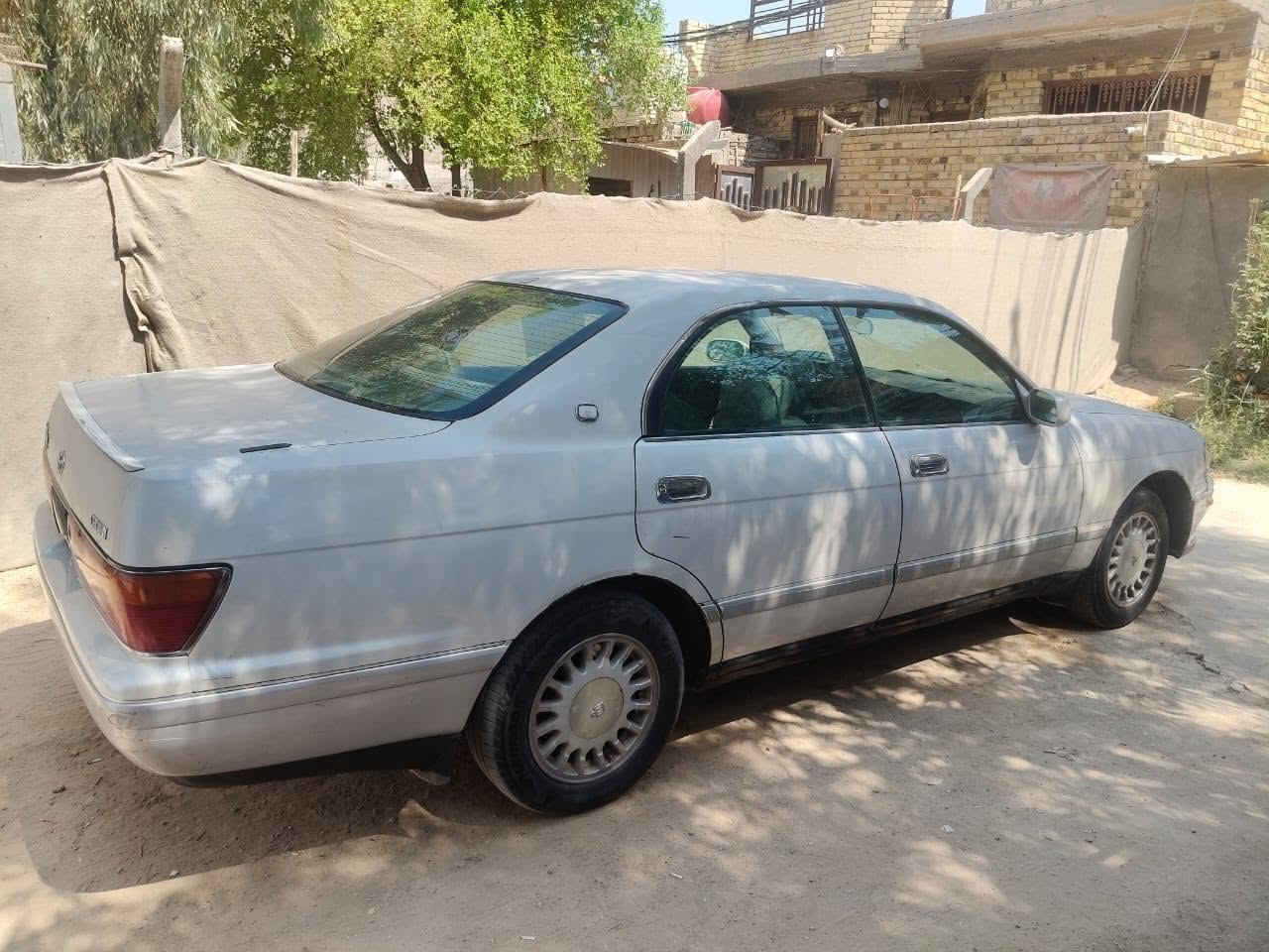 سلام عليكم
بطه 93 انبار بسمي مكفوله ضربه وصبغ وتحويل واصوليات عده تبديل كفرجاملغ بل يابان بدون شواصي
مكينه 2500 تخم تاير باتري جديد تبريد شغال شاشه كامره حساسات خلفيه سعر 55 وبيها مجال حك الجيه مكان نجف حيدريه
***********
***********
