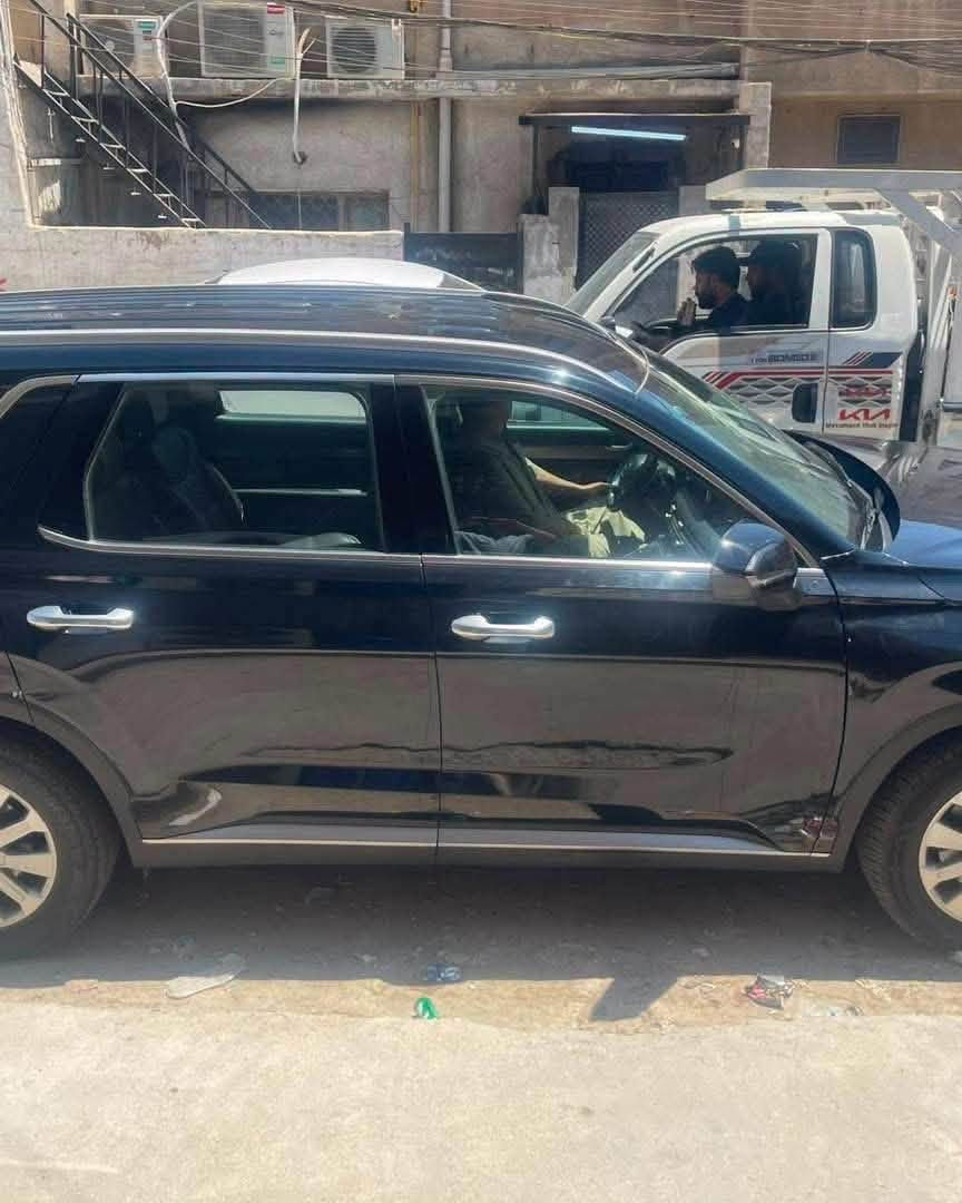 هونداي بلسايد موديل 2024
السيارة جديدة 
و مشيها قليل 36 الف ميل 

المواصفات ✅
مكينه 6 سلندر 3800
بصمه تشغيل + ابواب 
تشغيل عن بعد كشن خزن ميموري 
رادارات 360 درجه 
حساسات امامي + خلفي 
جنطه كهرباء شفتات ستيرن 
كيجات الكتروني 
كشن منفصل vip
كشنات حار + بارد + تدفئه ستيرن 
كشنات خلفية تدفئة +تبريد
شحن وايرليس 
وباقي المواصفات المعروفه 
حادثها كما موضح في الصور 
تحويل ثاني يوم 
عنوان  بغداد 
السعر 230 $ 
☎️ 
***********
‭***********‬
