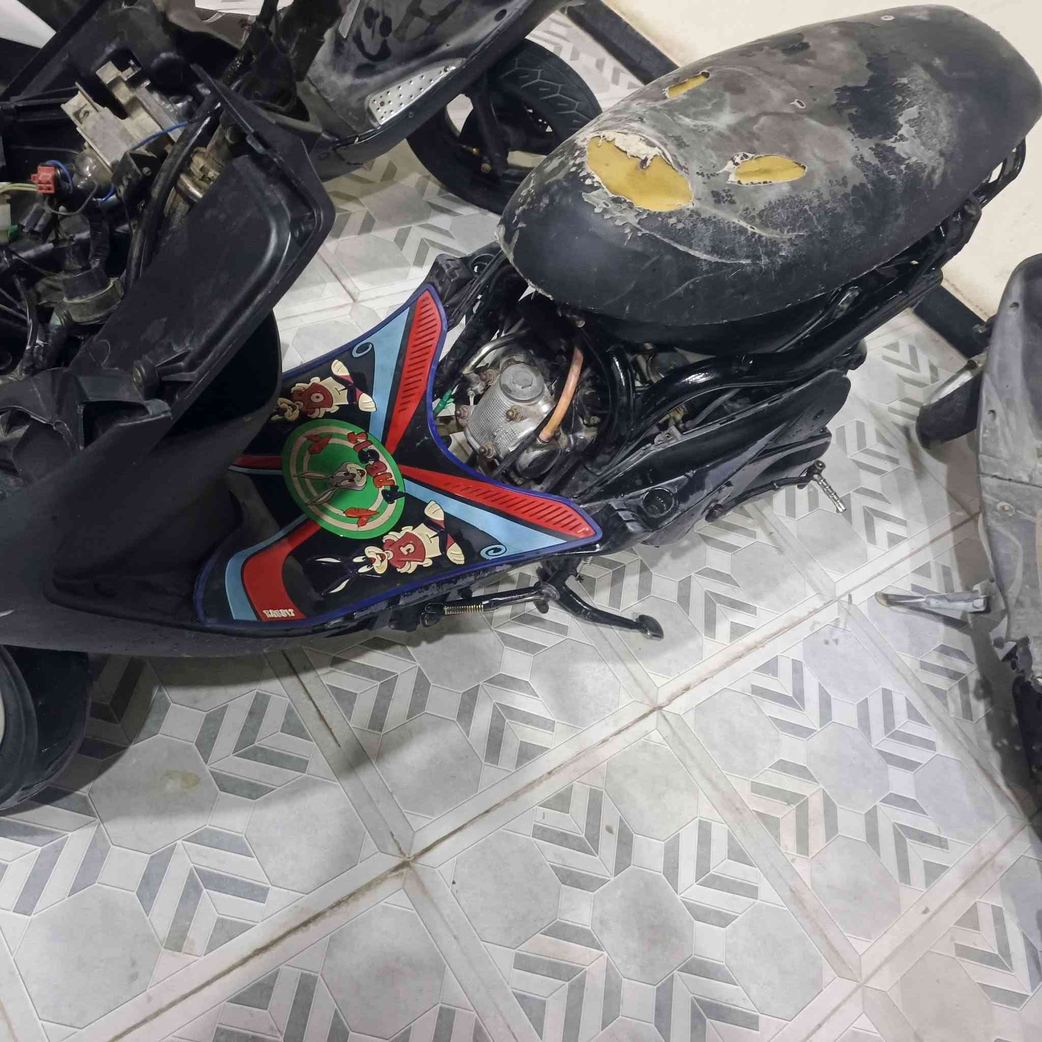 ملاحظة يحتاجلها كافر امامي او دوشمت الكشن
ماكس بوش 49 مكينه خرسه من اول هندر تشتغل او سلف يحتاجله شخاطه سعر قفل بدون عمل 250 قفل قفل 
مكاني صويره حي الاسرى ***********
