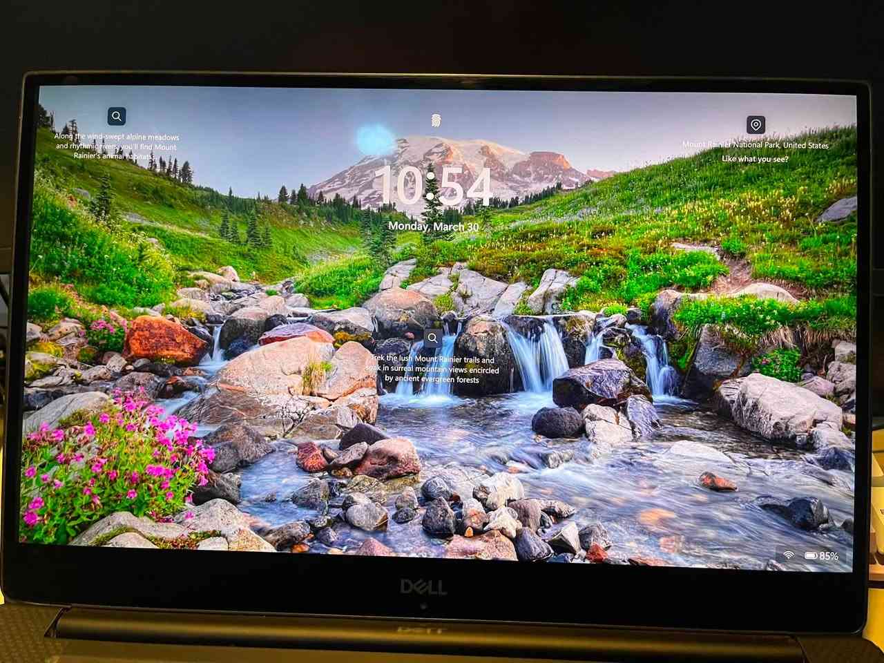 💻 لابتوب بمواصفات عالية للبيع – مخصص للمونتاج، التصميم الهندسي، والبرمجة 🔥
الجهاز أداءه قوي جداً ويتحمل أثقل برامج التصميم والرندر (مثل Adobe Premiere, AutoCAD, 3D Max):
 المعالج: Intel Core i9 (الجيل الثامن)
 الذاكرة العشوائية (RAM): 32 GB
 التخزين: 512 GB SSD (سرعة عالية في التشغيل ونقل البيانات)
 الشاشة: بدقة 4K (ألوان ممتازة ووضوح عالي جداً مناسب للمصممين)
 كرت الشاشة: NVIDIA Quadro P2000 بسعة 4 GB (مخصص للغرافيك والأعمال الهندسية)
الحالة:  أخت الجديد
السعر: 900
المكان: كركوك 
📩 للتواصل: عبر الرسائل الخاصة (Direct) أو الاتصال على الرقم: ***********
