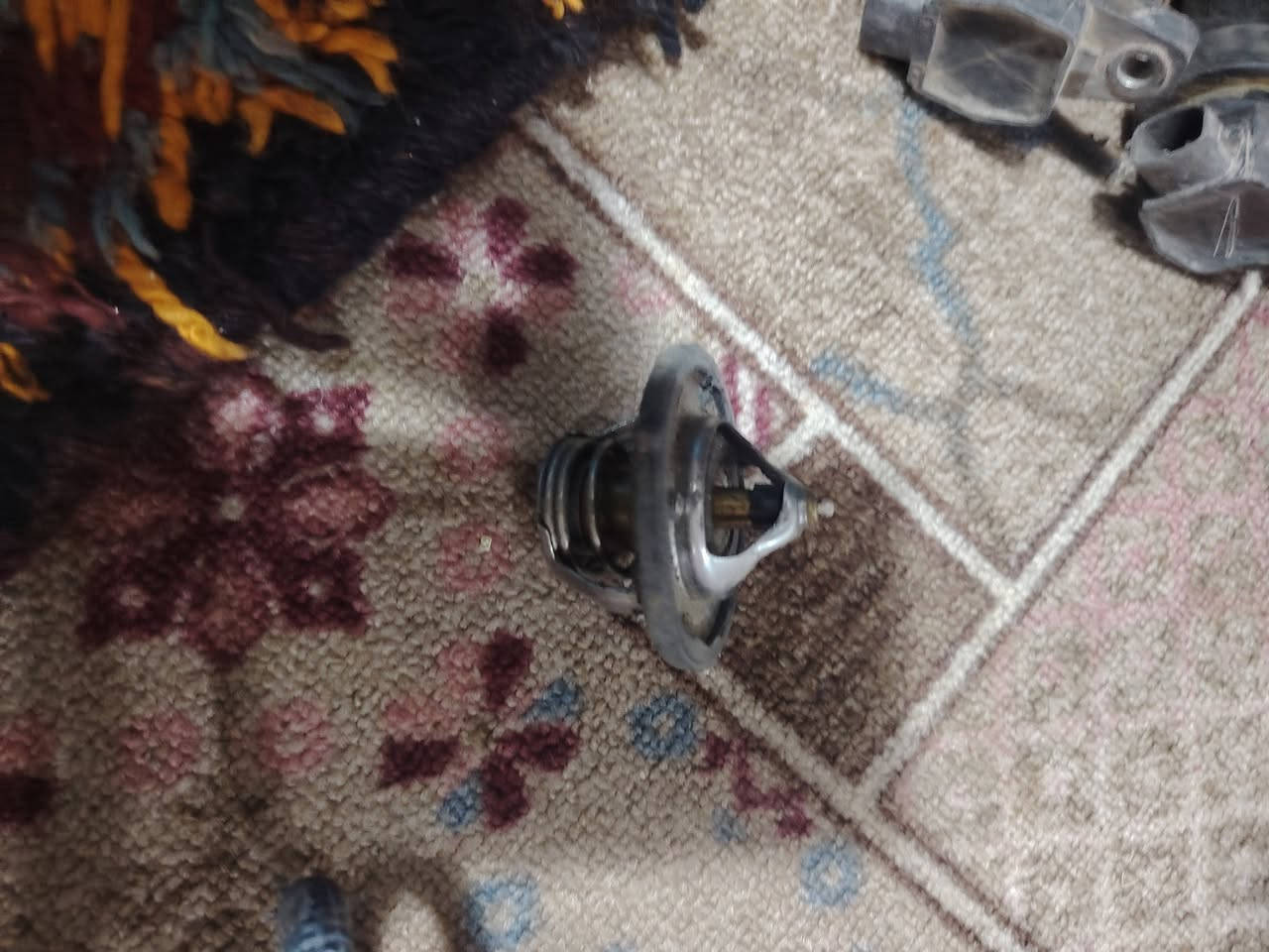 السلام عليكم
للبيع
مسطرة بخاخات جديدة
حساسات كير
حساس vvt
حساس كرنك
مجاول
جويتر الغراض كلها ع الفحص سعرهن مناسب ***********

