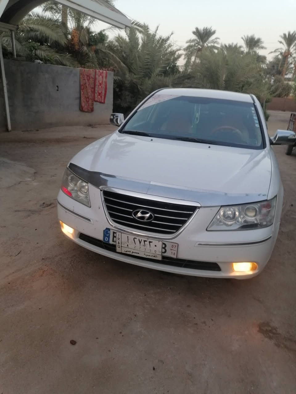 سلام عليكم سوناتا خليجي   مديل 2010  
للبيع  سياره جاهزه من كلشي
محرك نضيف
حداديه جديده
تبريد فول
تخم تاير 
سياره نضيفه 
مكان ديوانيه غماس 
السعر 120 وبي مجال 
      ***********
