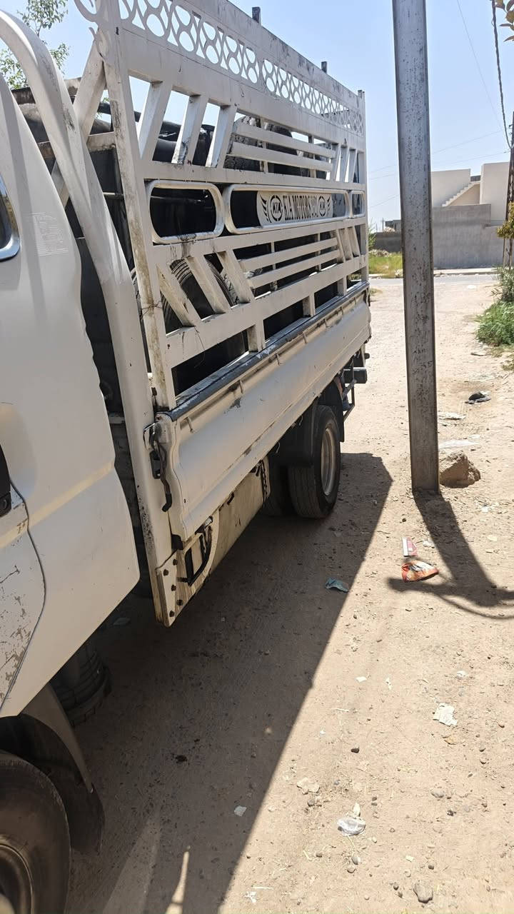 سياره كيه فحل موديل12مكفوله السياره بسمي تحويل ثاني يوم محوره التاير14 السعر 125وبيها مجال قليل العنوان بغداد***********
