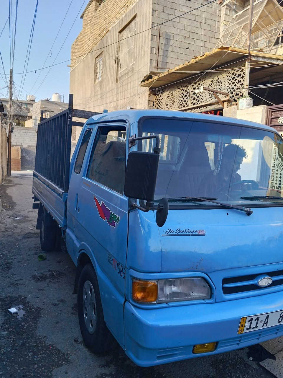 كيه للبيع سيارة نضيفه خير من الله مابيه نقص رقمه جديد انكليزي الستفسار على الواتساب *********** موديله 1995
