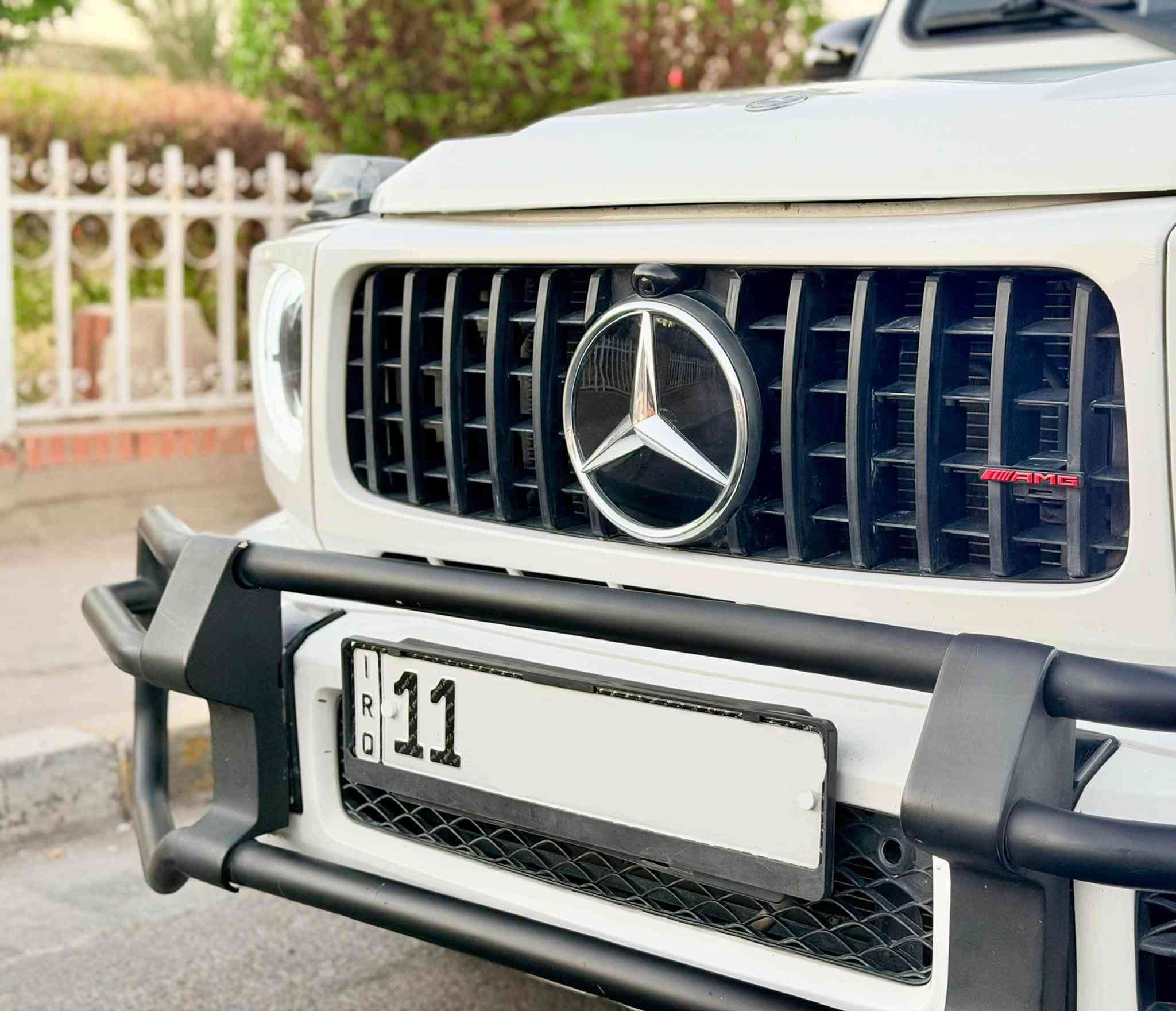 جي كلاس
موديل 2018 

وارد امريكي 

لون ابيض

محدثه كت 2020 قطع اصليه

بيها صبغ قطع التحديث فقط

المحرك 550 تيربو 8سلندر 

فول مواصفات

.سلايد

.مساج بالكشنات

.داخل جلد لونين

.احمر واسود داخل 

.كشنات كهرباء +خزن ميموري

.تدفئه + تبريد كشنات

.تحكمات ستيرن

.شاشات بلتجاوي

.سستم صوت

.ويل قياس 22 + تخم تاير جديد

رقم بغداد مميز بسمي 

السياره كلش نظيفه 

مكان السياره بغداد

 رقم الهاتف (***********)
