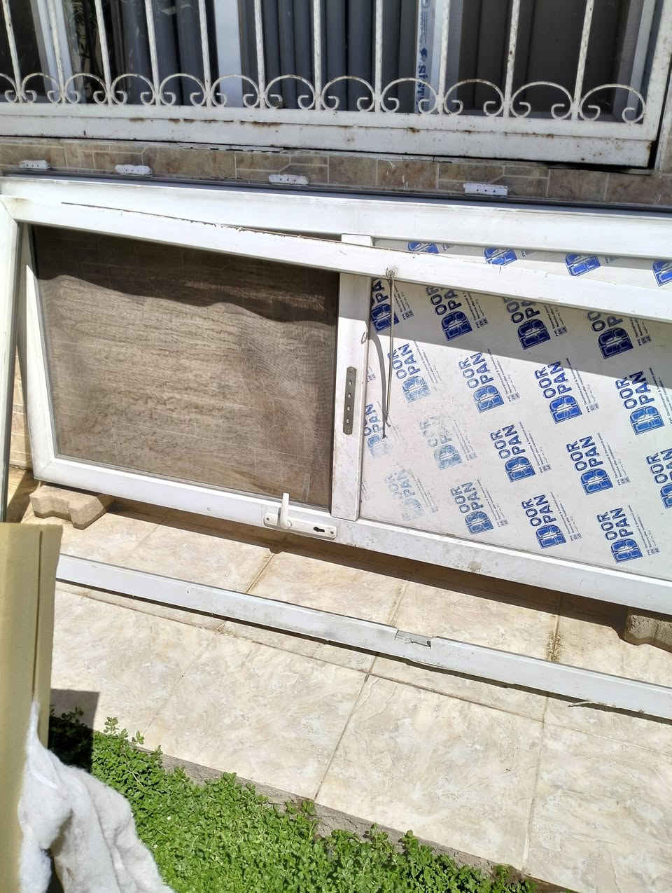 للبيع أغراض الشراي يتصل ***********..***********
