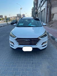توسان ٢٠٢٠ • مكينة ٢٠٠٠ • مشي ١٤٩ الف