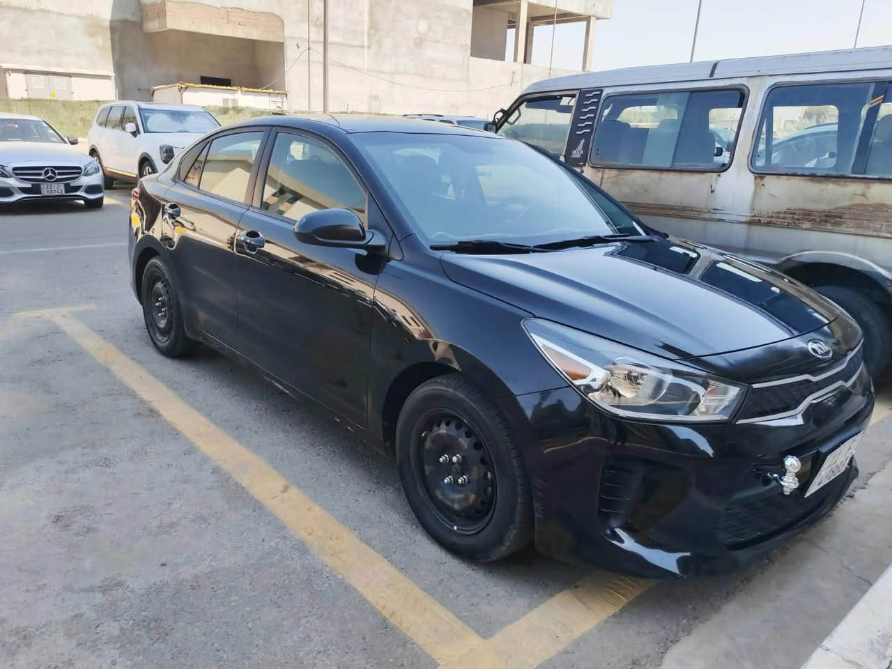 سلام عليكم
للبيع فقط بدون مراوس
كيا ريو موديل 20 رقم بغداد أنكليزي بأسمي وارد امريكي محرك 1.6 دوش بدون ايرباك تبديل قبغ الجنطة فقط بقطعة اصلية نفس اللون بدون صبغ صور الحادث مرفقة جاهزة بدون نقص مكانها بغداد سعرها 108$ بيها مجال 
***********
