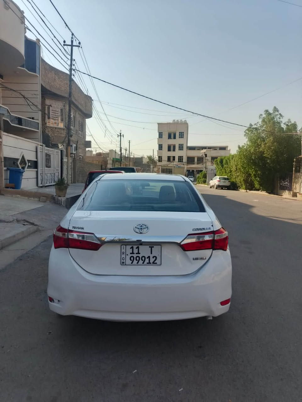 كورلا للبيع موديل 2015 خليجي قطعتين صبغ فقط بدون دواخل وبيها طخه خلفيه راجعه بارد بدون تبديل بدون صبغ  محرك وكير وتبريد وصدر كله خير من الله لوك السعر 105 مكان السياره بغداد البلديات ***********
