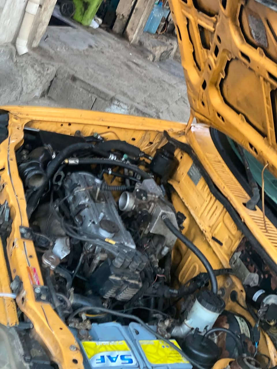سلام علیکم سیارة سايبا موديل ٢٠٠٩ تكسي مابي اي عيب كهربايات بشرط مكينه بس بيها خط بخار وجاملخ امامي بيها بارد وباقي سلام سيارة بيها سنوي بس صاحب سنوي بل بغداد انطيك رقمه و احجي وياه يعني ما انطيك سشرط تحول سياره عنده قرص من بغداد سيارة من ٢٠١٩سنويه منتهي سعر ١٤$ومجال رقم موبايل *********** شراي خابرني بس واتساب مكان سيارة كركوك

