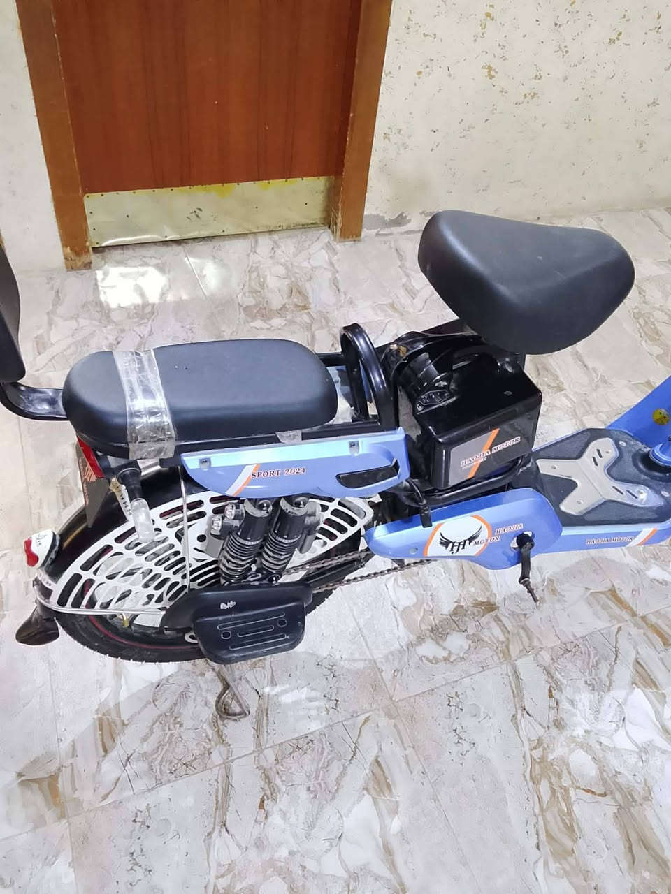 سلام عليكم ورحمة باسكل شحن لبيع ١٧٥ بي مجال قليل يرادله بطاريات موديل ٢٤ نضيف كلش مكان بعقوبه ناحيه العبار يم خرنابات رقم تلفان ***********
