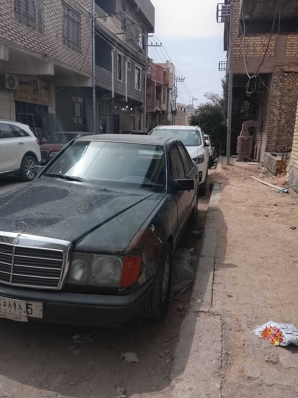 سلام عليكم ورحمة الله وبركاته 
سياره للبيع فقط 
مارسدس دب 
محرك وكير محور VVT ثنين ونص 
فيشه وحده كهربائيات جاهزه رقم انبار مداور شرط سنويه ساقطه مكاني نجف سياره مكفوله من الضربه القويه من العيب الشرعي حداديه ٥٠٪؜  السعر ٢٨ ورقه للشراي 
***********
موجود واتساب .
