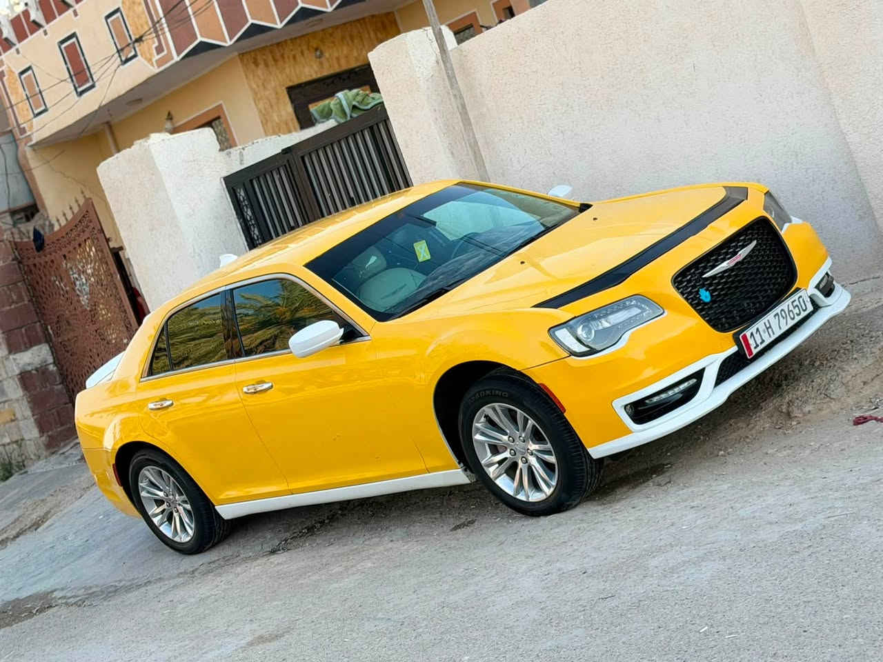 سلام عليكم لبيع وباماه موديل 18 اصل رقم بغداد بسمي سياره كفاله ما عده بنيد  بدون دواخل باقي كفاله عامه تخم تاير حدادي  سياره جاهزه 
متصرف عليها ربع / مكاني ديالى بلدروز سعر 250 وبيه مجال 
***********
