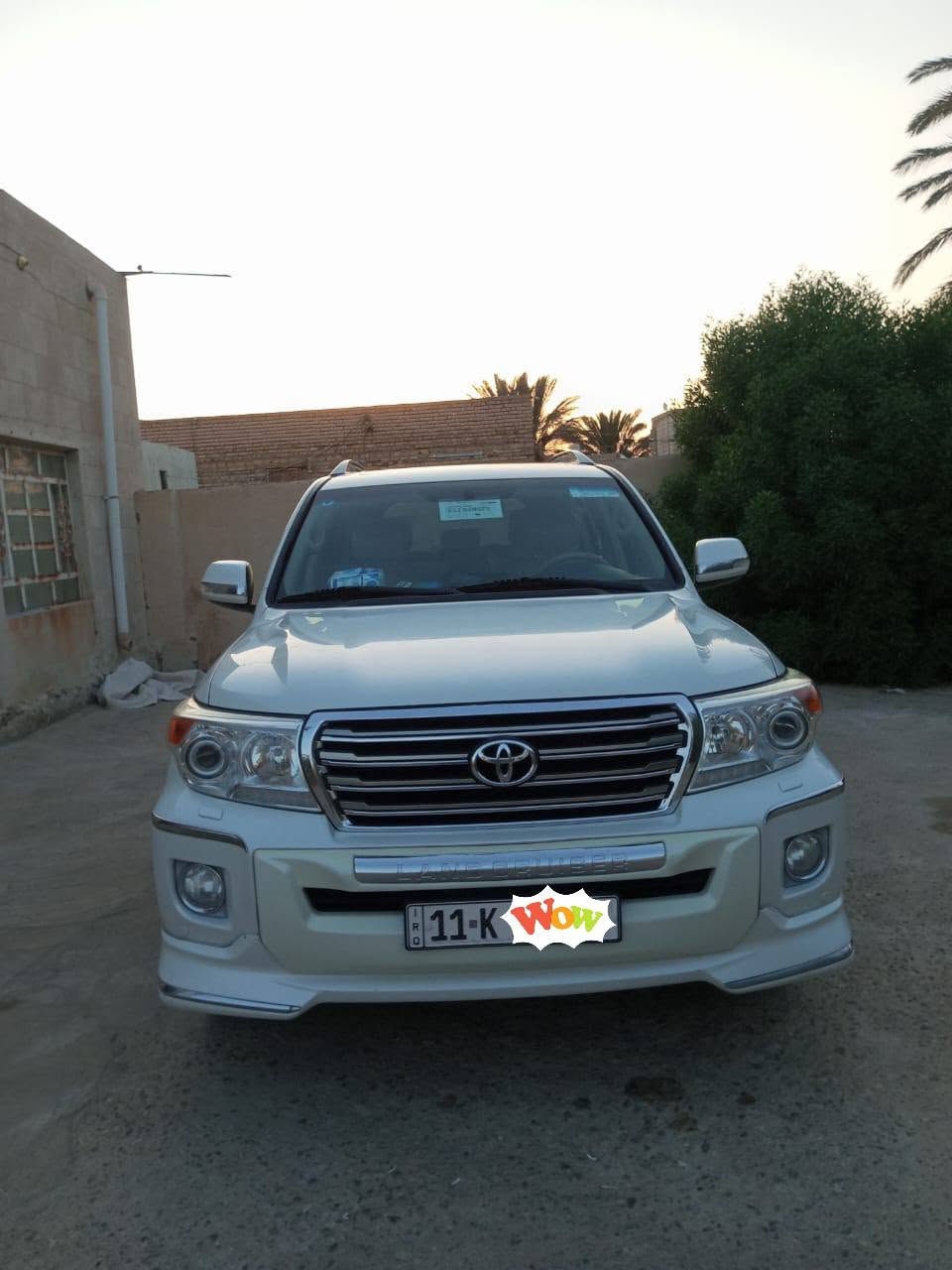السلام عليكم
‏ لاندكروزر 2015 V6 بريم للبيع 
‏سيارة انتيكا واستخدام شخصي فقط
‏ الممشى: 71 ألف كم حقيقي اخت الزيرو
‏رقم بغداد بأسمي تحويل ثاني يوم
‏ السيارة بلادي – وضع الشركة
‏ فول مواصفات
‏ ثلاجة +شاشة تاب
‏ بصمات عدد 2
‏تشغيل عن بعد
‏ حساسات امامية+ خلفية
‏كاميرا خلفية
‏تحكم ستيرن
‏3 قطع تبريد
‏ كشن كهربائي
‏8 ايرباگات
‏ لايت LED
‏فتحة سقف 
‏ زراكات لايتات
‏ دوسات ترحيب لاندكروزر
‏مري شفط
‏جام يصعد وي القفل
‏
‏السعر:450 وبيها مجال 
‏مكان السيارة: ذي قار /شطرة
‏للتواصل ***********
