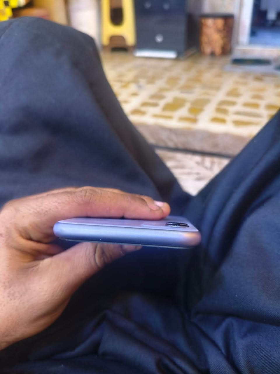 سلام عليكم ايفون 11عادي للبيع بلادي ما مفتوح ذاكره 128بطاريه 73 شاشه بلاديه شخط مابي السعر 225 وبي مجال شويه الرقم***********واتساب بس
