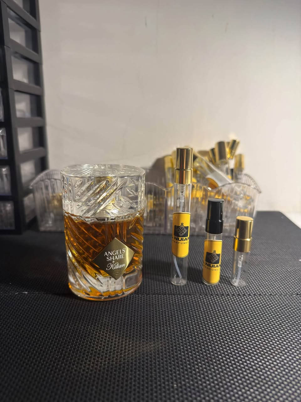 عطور نيش ودزاينر • أصلية • تقسيم ٢/٣/٥/١٠مل