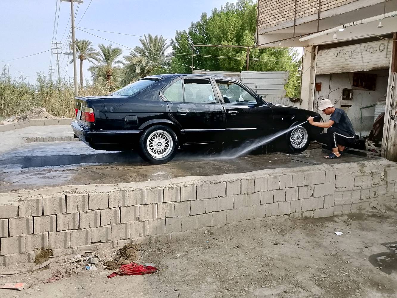 بي ام دبليو • رقم كركوك • مجال بسيط