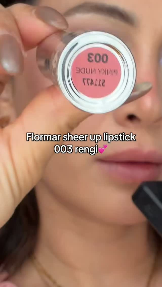 حمر شفاه من فلورمار درجة 003

#كربلاء #ترندآت #كومنت #لايكات #اكسبلورر

نص مكتوب في الصور:
- Flormar sheer up lipstick 003 rengi