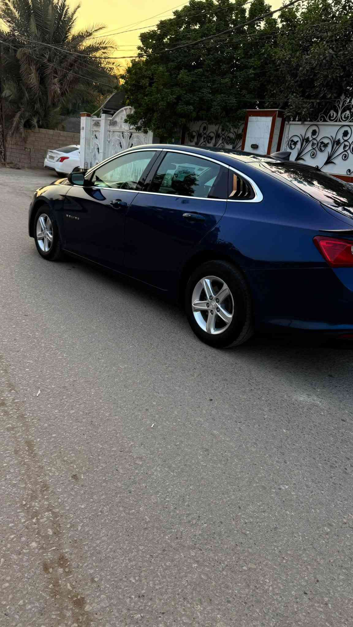 للبيع شفروليه ماليبو 2019 – فئة LS. السعر (105ورقه سعره

ترهم مراوس 

ملاحظة سياره مابيه اي مشكال سياره جاهزة يعني لا تقارن بل مهجومة 

* محرك 1.5 تيربو اقتصادي.

* تشغيل بصمة.
* شاشة 8 إنش تدعم Apple CarPlay وAndroid Auto.
* كاميرا خلفية.
* مثبت سرعة.
* مكيف ممتاز.
* السيارة نظيفة والاستعمال شخصي.
* اللون: أزرق معدني.
* رقم واسط انكليزي سنويه 2026 شهر ل11 
*عداد لمسافة 115 

(حادث سيارة جملغ ايمن وبنيد بدون دواخل حادث سطحي وجملغ اليسر كلير ) 

كير ومكينة كفالة

مكان سياره بابل لهاشمية 
***********
