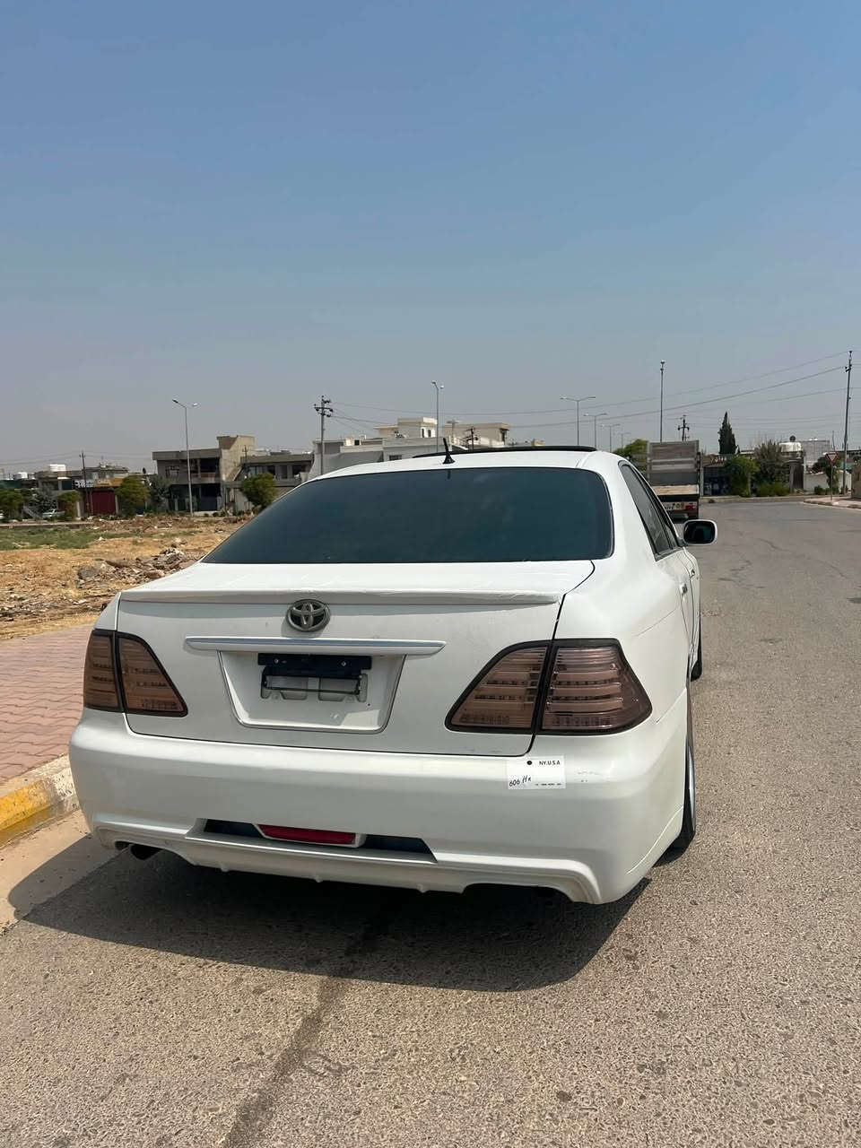 سپۆرت ٢٠٠٥ بڕاوە
١٨٢
سڵایت
ناوڕەش و قەیسی
بئ دەعم و لئ دران و کەڤەر
تەبەریدی ساردو گەرم مەزبوت
سەیارەکە جایزە تنوتۆڵە
بئ چاڵ و شوخت
٥٣ کەمیک مەجال
لە شارەزورم
***********

