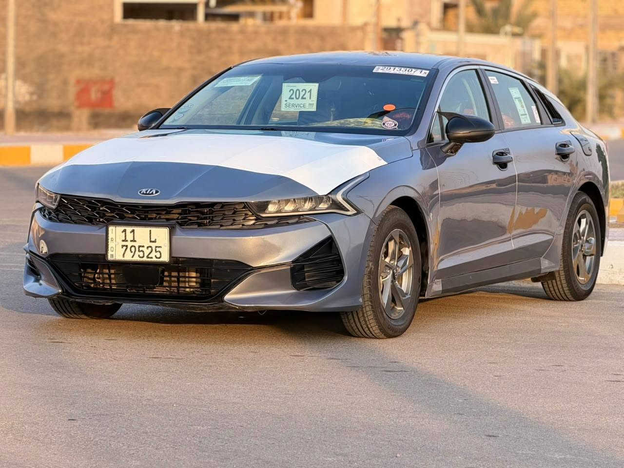 السلام عليكم كيا فايف موديل 2021 حره بغداد بسمي الدولي هزه جديده سنويه الغايه الـ2030 وارد امريكي الضرر تبديل بنيد وبابين رش تجميل فقط بدون دواخل الباقي كفاله 
#مواصفات_السياه
شاشه كبيره
كامرا دوار
تحكم ستيرن جهتين
لايت لد زنون عالي ناصي
ماشيه 77 الف حقيقي
ويل كب كروم 
وباقي مواصفات المعروفه
السياره جديده وجاهزه
كير محرك تبريد تخم تاير
حداديه كارتون ما ناقصه شي مكفوله من كل النواحي #مكان_السياره_الناصريه مركز 
السعر 133 وبيها مجال 
الاستفسار
