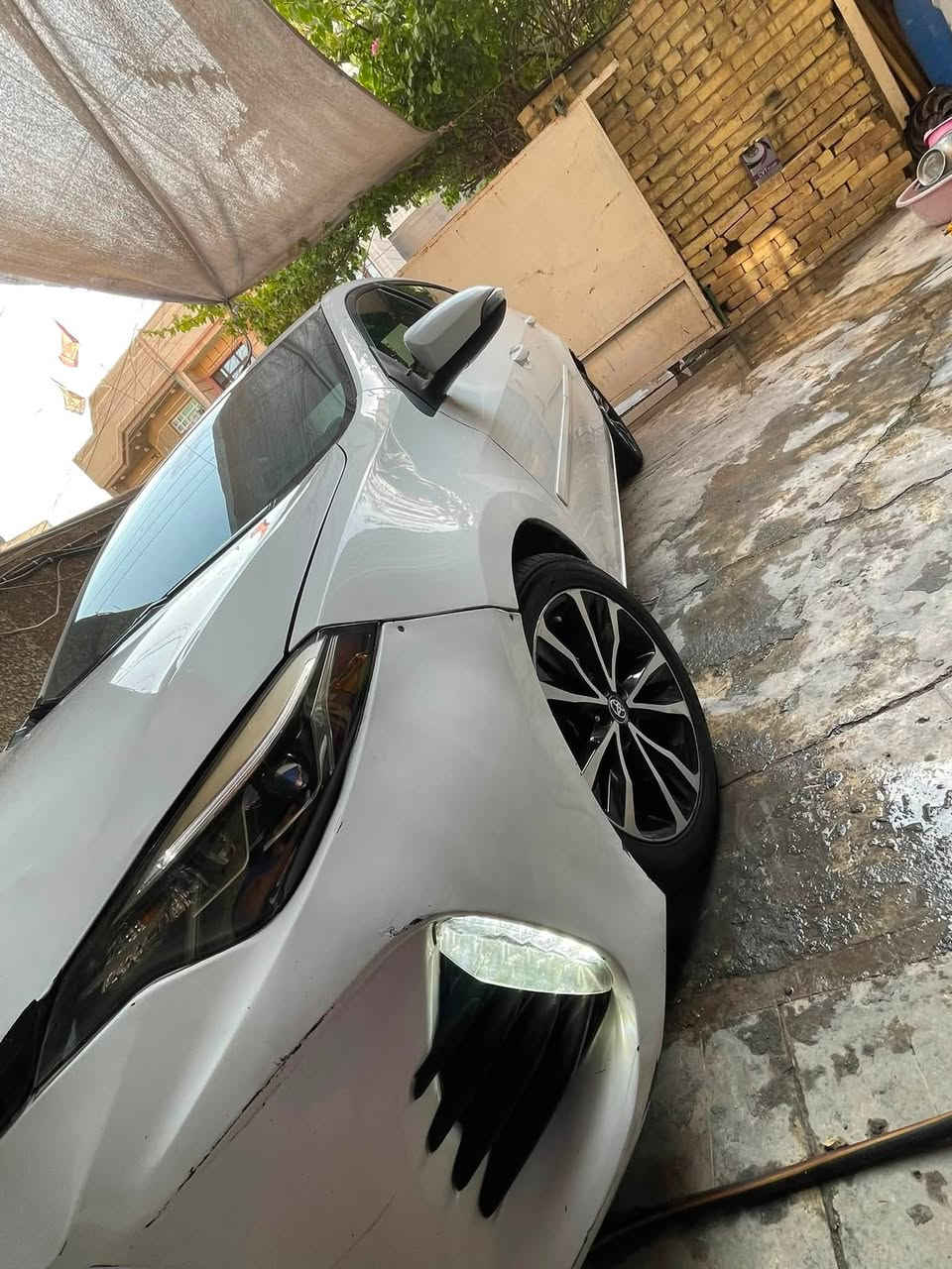 سلام عليكم للبيع
تويوتا كورلا  COROLLA 
لون ابيظ
موديل الصنع  2018
مواصفات SE
بغداد دولي كله جديد شرط التحويل
مواصفات….SEالمعروفة
داخل جلد ومخمل 
رادار امامي
كامرا خلفية
شاشة 
اشاير بالمري 
تحكمات استيرن
مثبت السرعه
حاكية بلوتوث
تبريد ثلج مبدل منضومه كاملك كمبريسر وراديتر وبخاخ كله جديد 
باتري جديد 
عبوت الفيت بم 
تخم تاير جديد صار شهرين من شديدهن
حدايديت السيارة كله جديده 
سياره جاهزه بدون نقص
السعر المطلوب 130 وبيه مجال 
بغداد السيديه 
***********
السونار مرفق مع الصور

