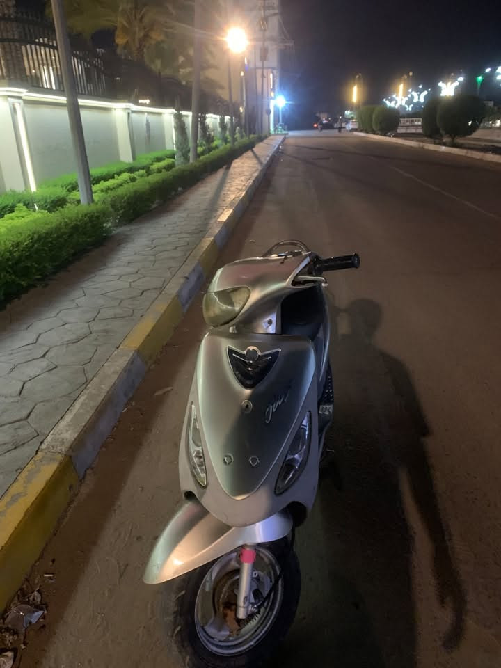 ماكس منغولي دراجه نضيفه ملحه مكينه ما مفتوحه مابيه نواقص شغلات بسيطه سلف ماشتغل دراجه هندر واحد مكينه نشطه شلعه ومعدل مكاني كربلاء باب بغداد سعر 650 وبيه مجال ***********
