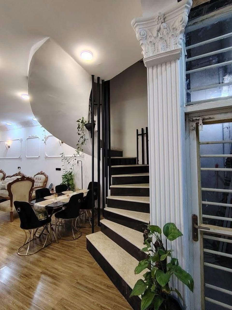 🏛️دار لـــلـــبـــيــع 🏛️
📍بناء حديث مودرن يرهم مؤثث او بدون

الموقع :                         حي الصحة📍خلف اسماك البغدادي
                                                                                               
نـوع الـعـقار:                طـابو زراعي ⭕️موقع مميزه

الـمـسـاحـة:             100متر

الـواجـهـه 5م

#الـطـابــق #الارضـي 

       مطبخ         صالة       هول

مجمع صحيات              

#الـــطـابـق #الـــثـانـي 

2غرف نــوم - مجمع صحيات   
✨——————————-   ✨                

السعر عالخاص  ⭕️
📍_____#لــــــــــــلاستفسار -***********📞***********

#عقارات_الامير_في_بابل_شارع/_60مدخل حي الحسين مقابل مدينة حمورابي السياحية 

✅👈👈🇮🇶♻️
نستقبل عروضكم التجارية والسكنية كافة :
نستقبل عروضكم التجارية والسكنية كافة :@
