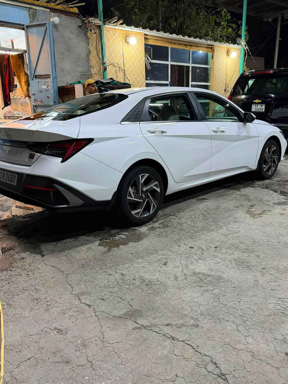 النتر مديل ٢٠٢٤
ماشيه 60000
رقم بغداد يسمي
فول مواصفات 
خليجي محرك 2000
فقط يم قبق البانزين بيه صبغ قطعه كلش صغيره
السعر 174
***********
