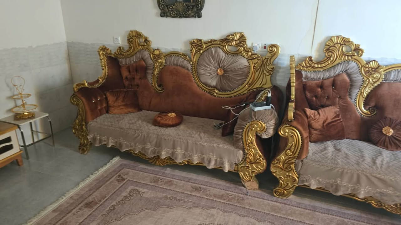 غراض بيت للبيع كلشي وسعره كلش نظيفه وجديده 
للاستفسار ***********
