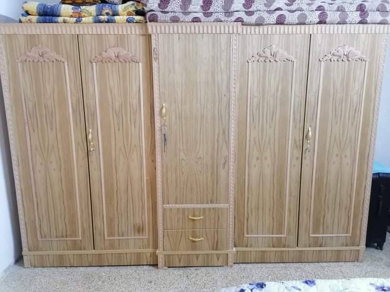 غرفه للبيع
نضافه فول 
السعر 750 وبي مجال 
الاستفسار اكثر اتصل 
كورك ***********
اسيا ***********
