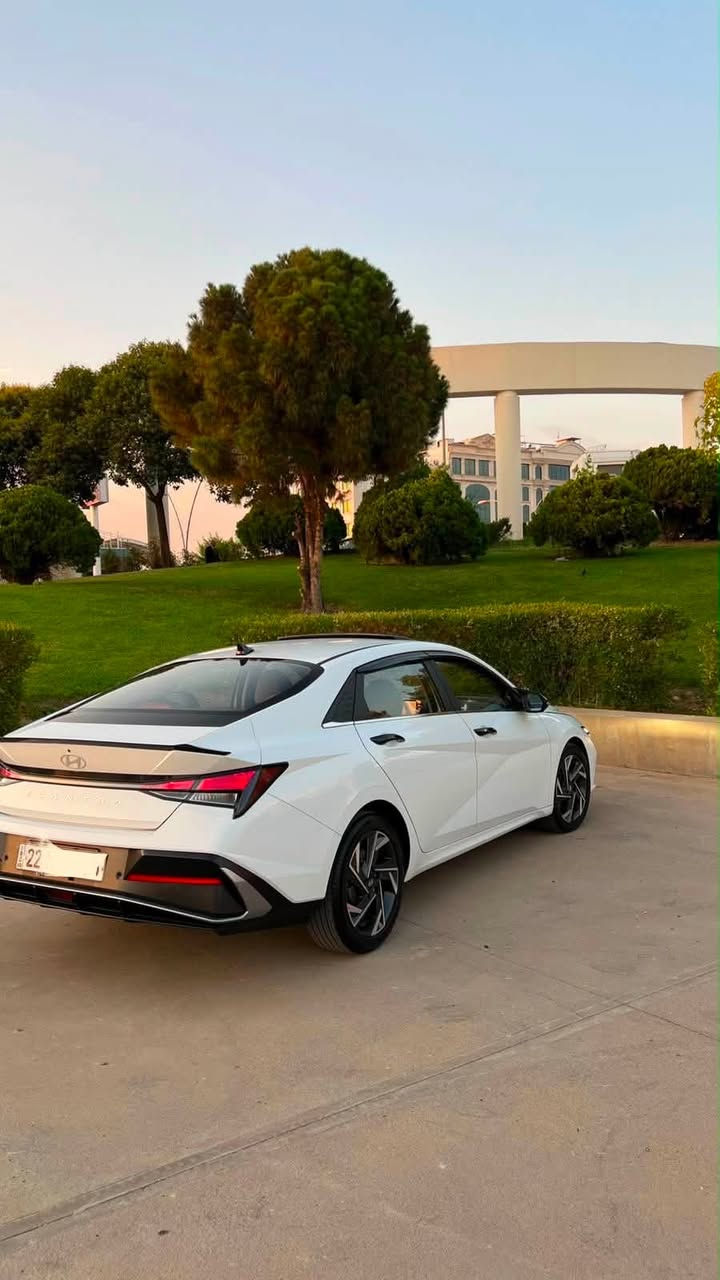 النترا.  2025    رقم أربيل
ماشيه 28 الف km

بحاله الوكاله

سياره مكفوله كفاله عامه 

المواصفات فوووول      .      محرك 1500 دبل نوزل دوش 

شاشه ديجتال 

بصمه                          

كشنات جلد 

هند بريك بصمه       

اوتو هولد                  

فتحه سقف               

محرك 1500دبل نوزل                            

حساس لايت 

حساس خلفي بلادي 

حساس أمامي بلادي 

تبريد قطعتين

كاميرا خلفيه بلادي 

جي بي اس

نضام تشغيل الكاميرات 

شاشه  كبيره اصلي ابل كار بلي 

نضام ترحيب 

مري شفط

نضام مود درايف إيكو وسبورت و عادي

تحكم ستيرن فول 

ويل كب كروم حجم 17

لد امامي نهاري

مانع انزلاق

مانع انحدار 

لايت عدسات زنون 

ايرباكات

جهاز موازنه ABS 

سياره بأسمي تريد تحويل تريد وكاله 

السعر : 148 

📍العنوان اربيل

للاستفسار الاتصال  📞

***********
