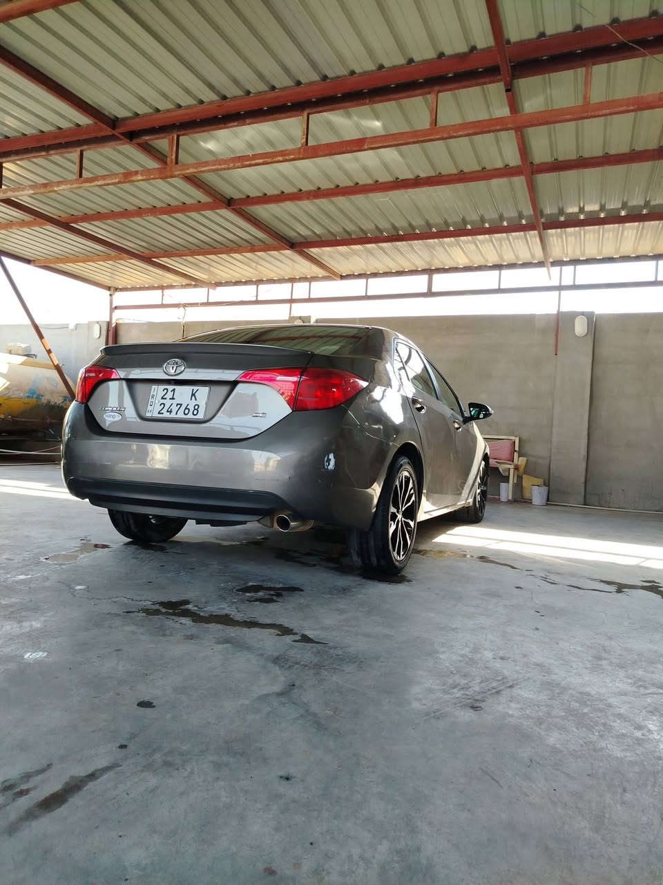 السلام عليكم  
سياره للبيع
 تويوتا كورلا🚗
موديل 2018 
موصفات SE فول مواصفات
 ماعده بصمه و تنته 
ثلث انضمت قياده Eco Sport Normal 
محرك و كير شرط  
صدره جديد تايرات جدد 
تبريده ثلج ❄ 
رقم سليمانيه بأسمي 
السعر 130 وبيه مجال نقد فقط
مكانهاا ناحية الزاب! 
اتصل ***********
وترهم مرواس حسب القناعه
