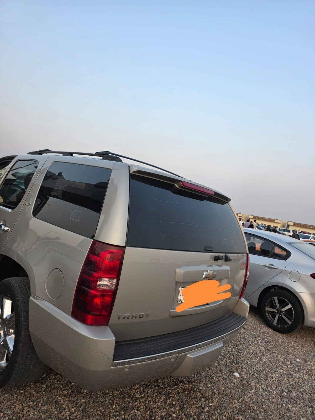 السياره (خليجي)
للبيع او المراوس:

تاهو2009LTZ بتره فول مواصفات وارد خليجي

السياره (كفاله عامه )

مكينه 5300 ما مفتوحه لا تنقيص ولا تبخير ولا بطاله

مكاني البصره الشعيبه 

المواصفات:

.فور ويل

.7راكب

.داخل بيجي

.تشغيل عن بعد

.صندوق كهربائي

.فتحه صندوق كهربائي

.فتحه سقف

.كشنات تحكم كهربائي امامي خلفي

.تبريد كشنات

.تدفئه كشنات

.خزن كشنات

.تبريد 3 قطع 

.شاشه

.كامره

.حساس خلفي

.لايت زينون 

.اشاير بلمري داخليه

.مري كهربائي

.مري شفط

.ترحيب بلمري

السياره كلش جديده ومال بيت ما متعوبه  كير مكينه تبريد حداده تخم تاير متصرف عليها شي

السعر:200 وبي مجال قليل 

رقم الهاتف:***********

