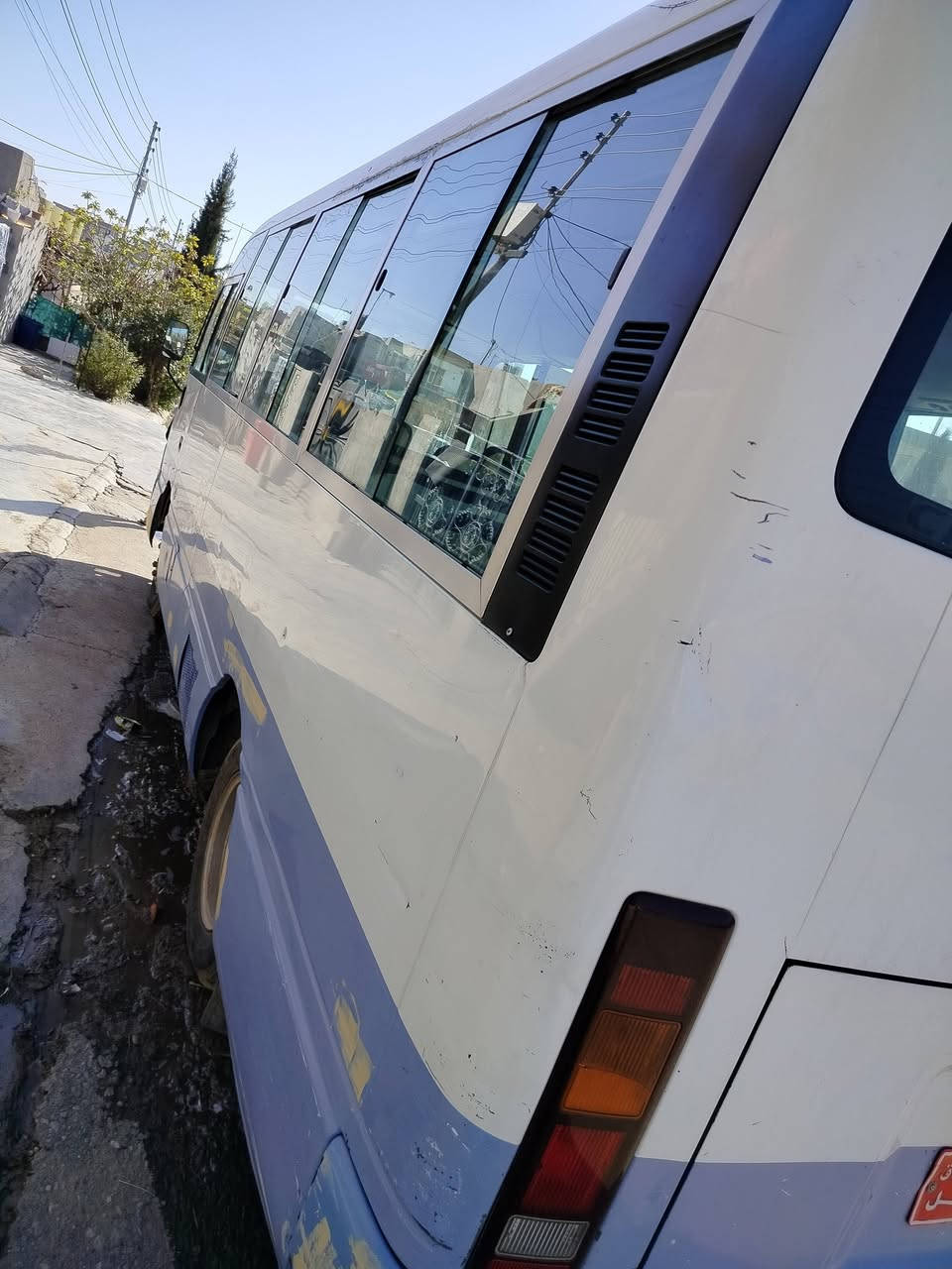 کۆستر نیسان مودیل 2002 ڕقم بەسڕە گێرو مەکینە بەتە بەشەرت ئەکسل بەشەرت شەش تایەیی تازە 
سعریی 60گەڵا مەجال 
***********
***********
