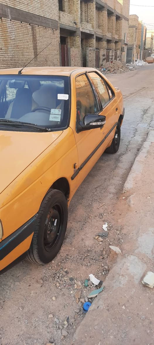 السلام عليكم ورحمة الله وبركاته
مستعجل على البيع السعر ٣٣ قفل
بيجو ٤٠٥ مديل ٢٠١٧ بيها الجاملغ الأيسر الأمامي و ربع الباب صبغ بدون دواخل و بارد بالجاملغ الخلفي مكينة و كير خير من الله تدفئه وتبريد ثلج مصفره غرامات و هيئة دوشمه أرضية و كشنات سياره نضيفه ما ناقصها شي 
مكاني خلف مرور الرستميه الاتصال ***********
