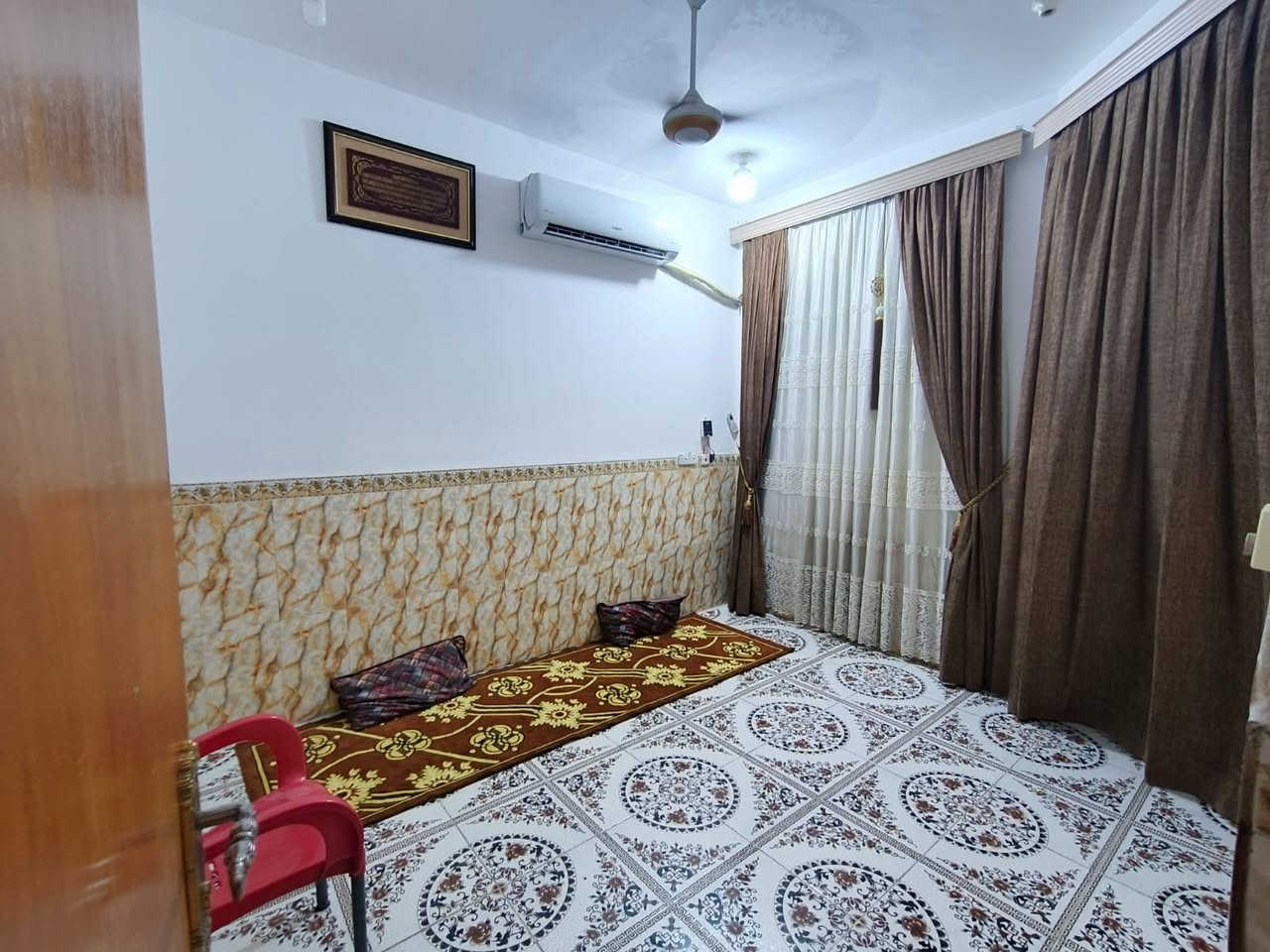 🏡 إعلان بيع عقار — عرض مميز وكلش حلو
نوع العقار: (#مشتمل)  
المساحة: (100م)  
الموقع: (#الطشاش_الثانية)  

━━━━━━━━━━━━━━━━━━  
✨ المواصفات العامة:  
• تصميم هندسي مرتب  
• (طابقين)  
• (شارع 10م )  
• (بناء 2015)  
• قريب من المضيف الرضوى

━━━━━━━━━━━━━━━━━━  
 *💰 السعر: (عند الاتصال) 

 
📞 للاستفسار والتواصل على الرقم ***********
