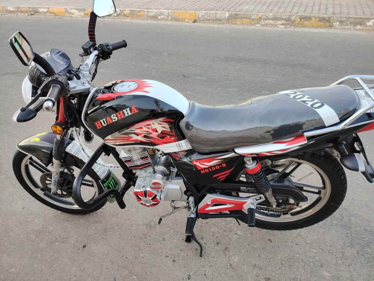 دراجه هيوشة جديده موديل 2020 مسجل سنويه ولوحات تحويل مباشر السعر مليون و300
متواجد ع الخاص...
الاستفسار...*********** 
السكن رمادي حي التأميم
