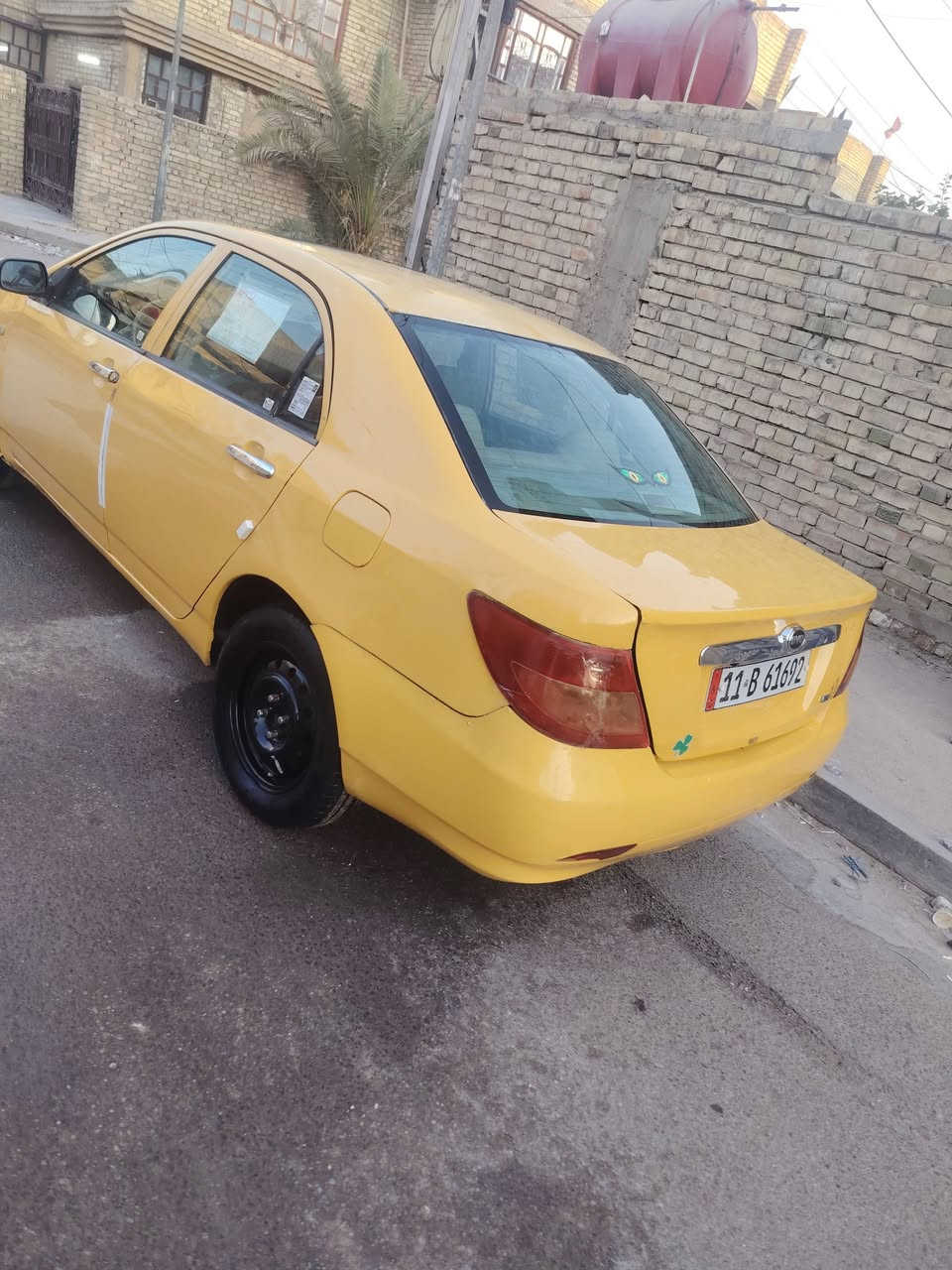 byd f3 2011
سلام عليكم سياره بي واي دي محرك مسيوبشي الياباني بلادي  وكير عادي مكينه وكير  مكفولات تبريد ثلج منضومه جديده  
الكهربائيات كامله كلها جاهزه وصدرها نضيف باتري جديد تخم تاير جديد سياره شغل واطلع
معروضه ب 45$ وبيها مجال بسيط حك الجيه السياره
مكاني بغداد البلديات
شوف عين وكلشي موجود بسوك والله يرزق الجميع
***********  بي واتساب
