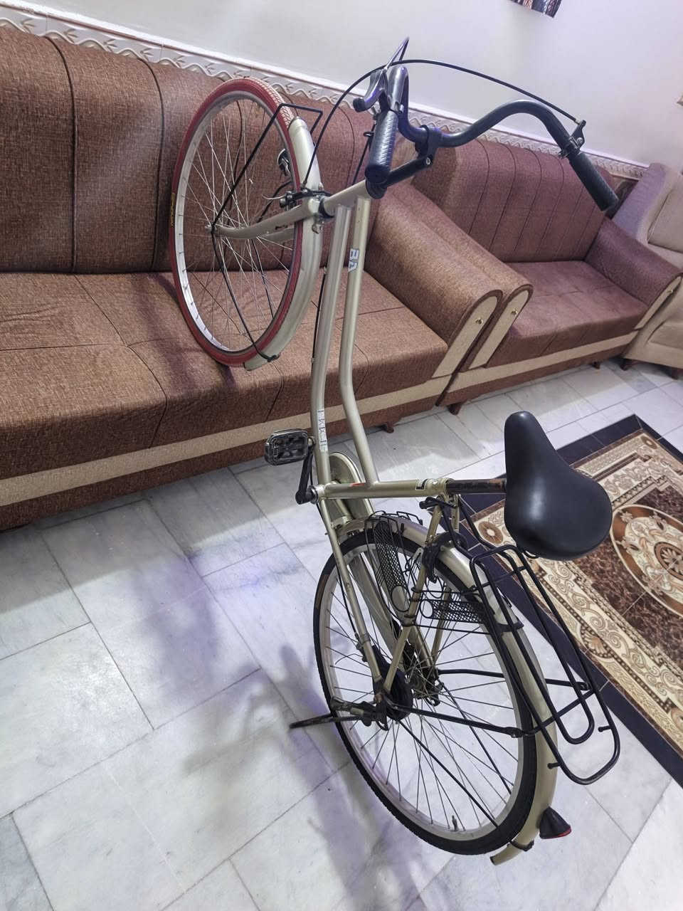 السلام عليكم باسكل البيع نضيف حيل حاويه سعره 95 مديل 2020 شراي بي خير ويدلل مكان شطره رقمي، ***********
