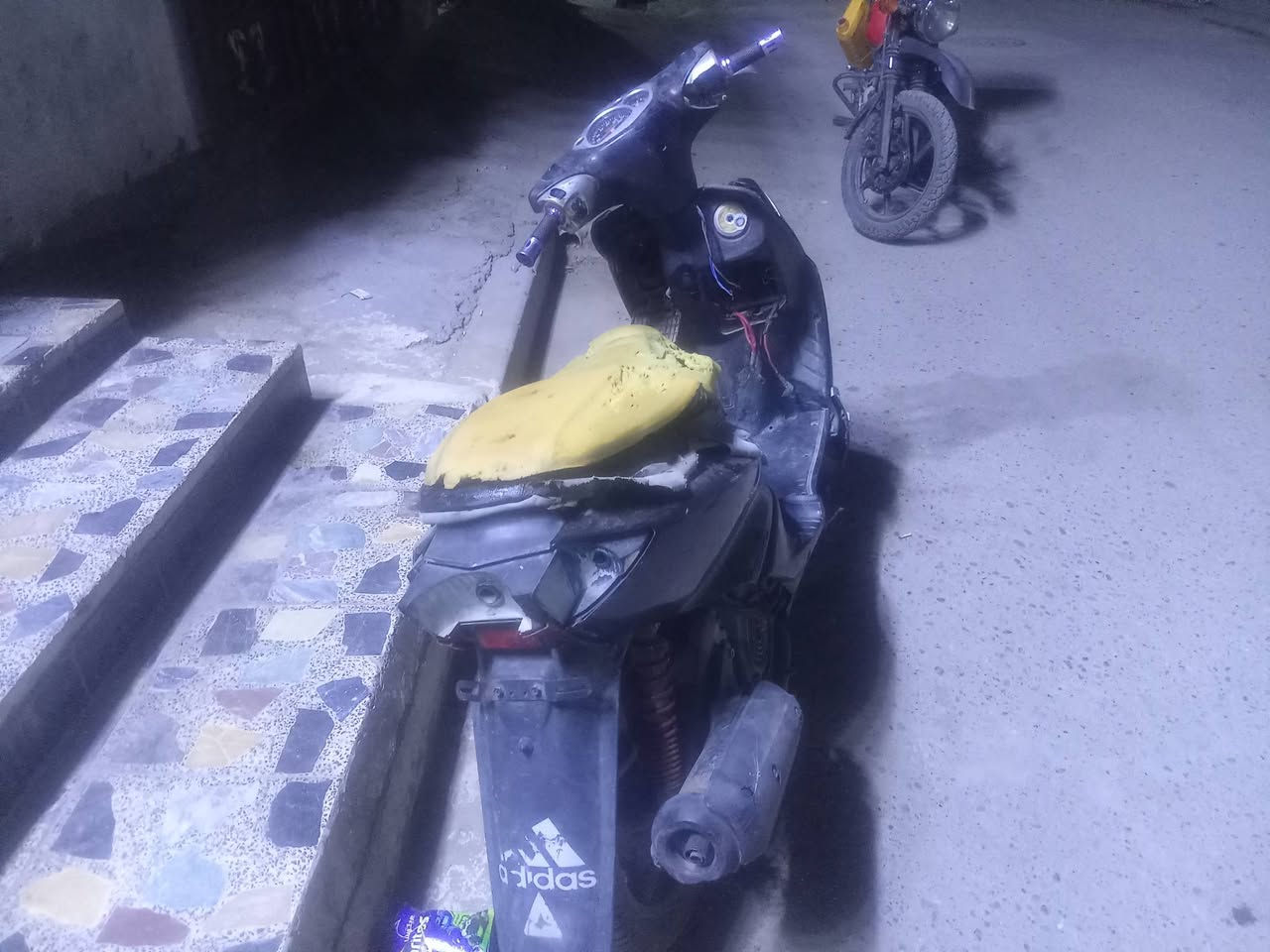 ١٢٥ • تشتغل • عاطله