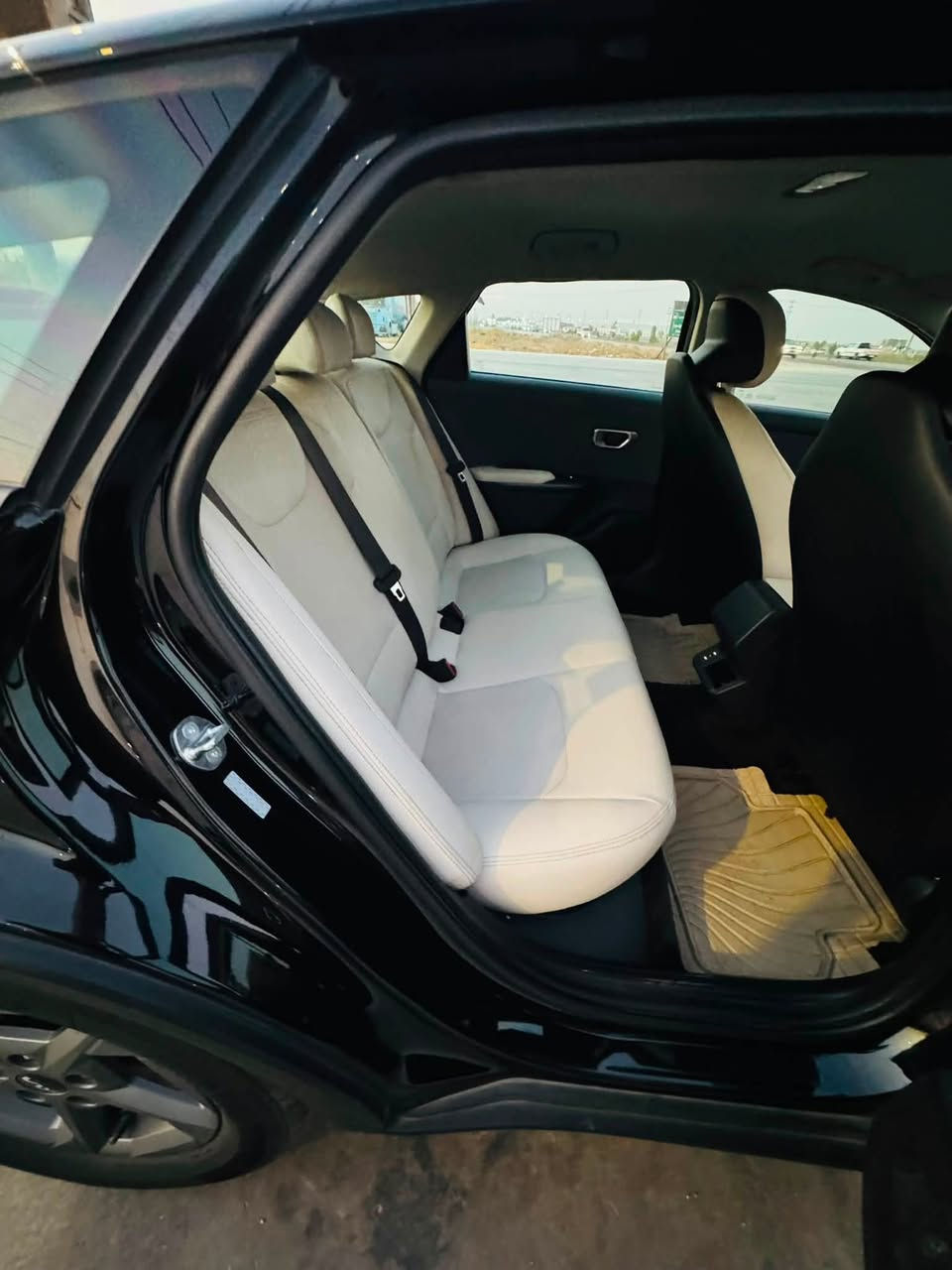 سلام عليكم للبيع فقط
كي فور LX  2025 k4 

محرك : 2000 دوش مرغوب

وارد : اميركا 

ماشيه :23الف 

مواصفات  Ex 

1_بصمة 

2_تشغيل عن بعد 

3_ بصمة ابواب 

4_ بصمة جنطه 

5_شاشه متصل حجم كبير 

6_فول قيادة ذاتيه مع تحديد مسار 

7_فول تحكم ستيرن 

8_تبريد متصل مع شاشه لمس 

9_منافذ شحن خلفية 

10_سايد بريك كهربائي 

11_مانع انزلاق 

12_نقط عمياء 

13 _ تحكم وضعيات قياده

14_رادار امامي وخلفي وجانبي 

15_فول حساسات توقف ذاتي 

16_لد امامي مع عدسات زنون 

17_كامره خلفية دقه hd 

18_ويل كب بلاد  

أرباك بس بردة فقط 

حادث السيارة باب نص صبغ وجاملق وبنيد فقط  

سيارة بغداد تحويل ثاني يوم وسعر خيالي كلش حلو 

وهاذا رقمي وبلنسبة السعر بس أتصل ويوصلك سعر لن سعر بلاش 

***********
