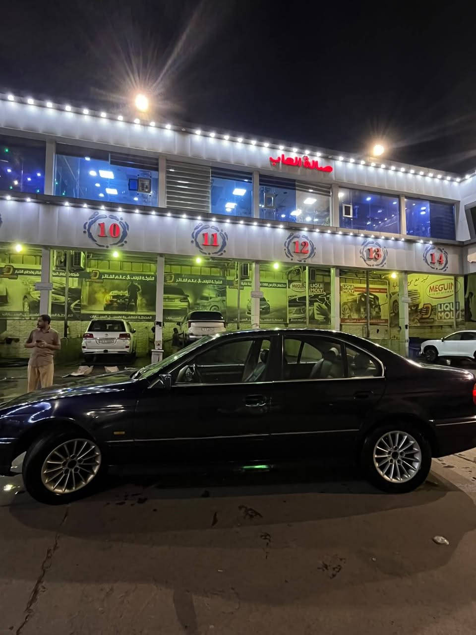 للبيع BMW صقر E39 موديل 1996 مكينة محور ديلكو 2500 اللون ازرق نيلي السيارة بأسمي والسنوية تنتهي ب 2030 الشهر 7 الدواخل كلهة نظيفة والسيارة كاملة من كلشي عدا التبريد يحتاج كمبريسر جديد فقط وكيج البنزين عاطل اما بدي السيارة جداً نظيف وخالي من الضربات السعر 53 للأستفسار *********** /***********
