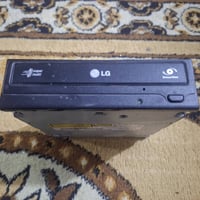 LG • مشغل اقراص داخلي • من تفصيخ