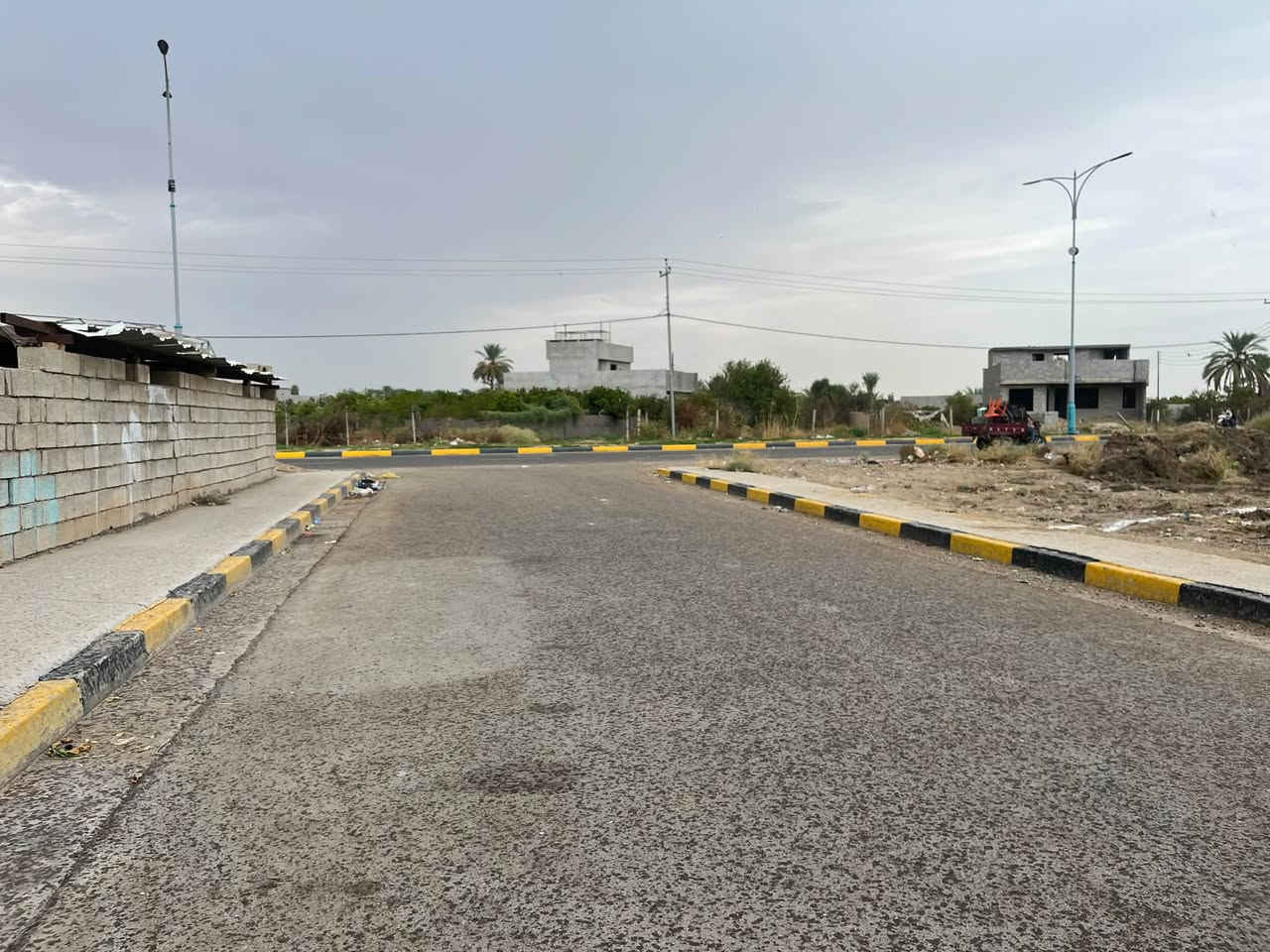 البعنون • ٣٣٨م سند • واجهة ١٣م