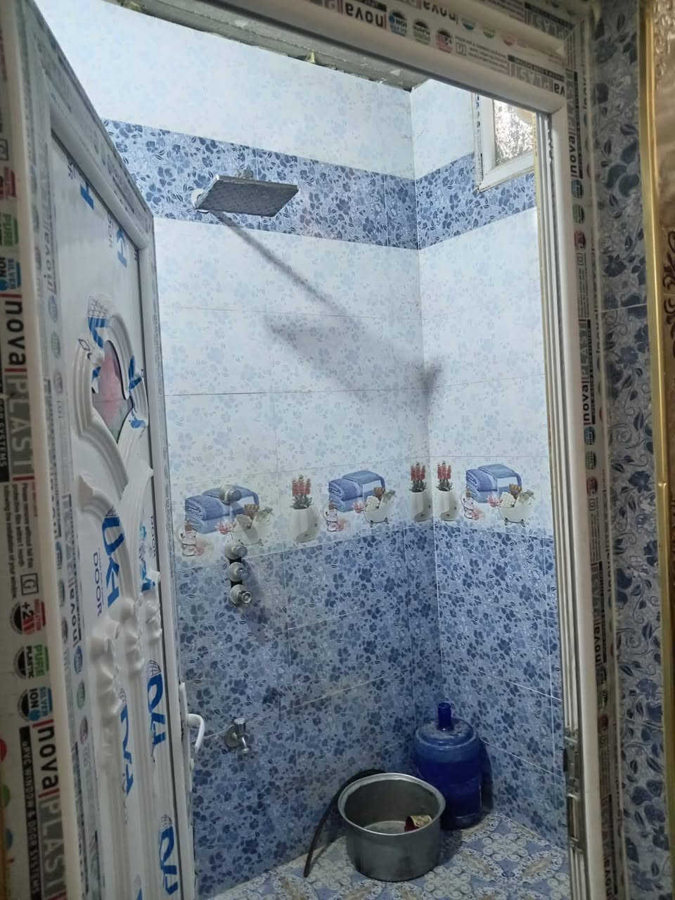 ياالله سلام عليكم ورحمة الله وبركاتة
🏠🏠بيت البيع فوال مابي ينقص بس  نقص الوجيه بس  لبخ   الفلوجه الجغيفي الثانيه يم سواق جنه 
بيت موجه المساحه150مكون من 3 غرف نوم 
مانور 2ع
حمام 2ع
صاله 2ع
ستقبال
مطبخ
كراج   
 يبعد عن لتبليط 50 متر 

 السعره 95وبي مجال  رقمي الهاتف  ‏‪***********‬‏
